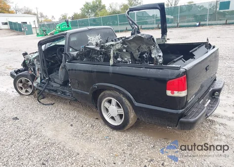 2000 Chevrolet S-10 Ls z USA, uszkodzony, nr VIN 1GCCS19W3Y8299761